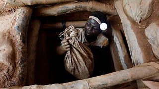 How much gold is smuggled out of Africa?