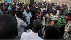 Des manifestants contre les féminicides perturbent le Forum économique mondial au Cap [No Comment]