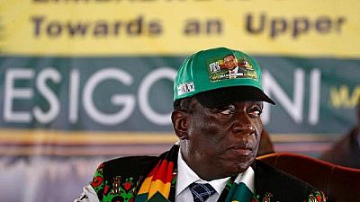 La ministre du Tourisme du Zimbabwe limogée par le président