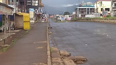 Au Cameroun anglophone, des rues quasi désertes pour la rentrée scolaire
