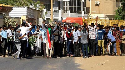 Soudan : première manifestation pendant la transition