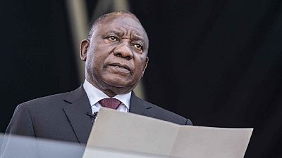 Xénophobie en Afrique du Sud : hué au Zimbabwe, le président Ramaphosa s'excuse