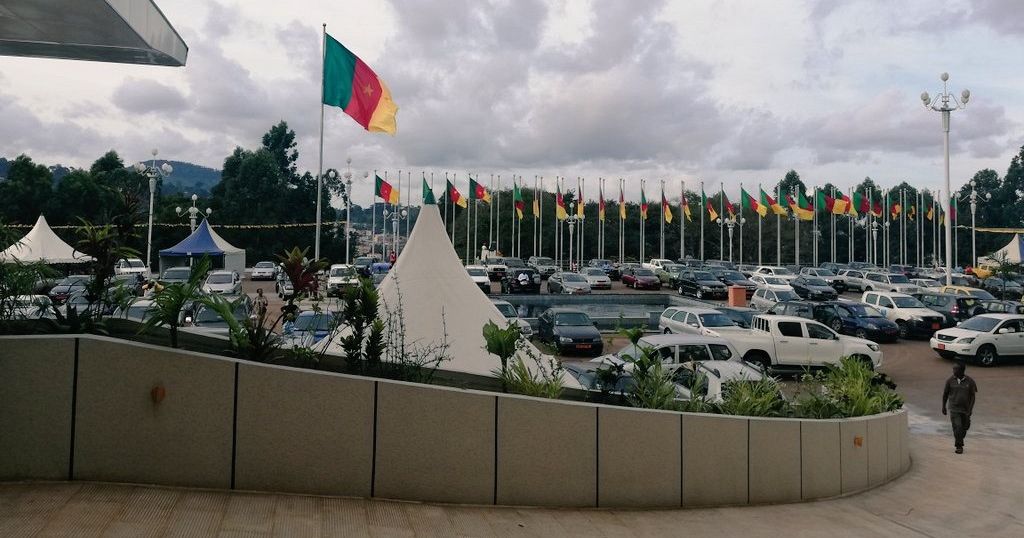 Cameroun : ouverture du dialogue national sur la crise anglophone ...