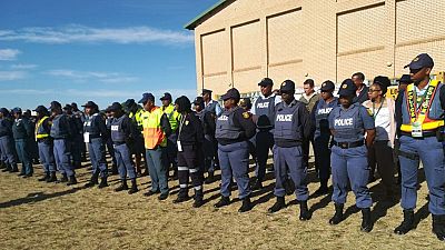 Afrique du Sud : des policiers félicités pour avoir résisté à la corruption