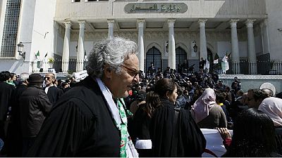 Algérie : des magistrats entament une grève illimitée