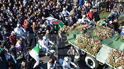 [Mise à jour] Algérie : le puissant général Ahmed Gaïd Salah enterré comme un chef d'Etat
