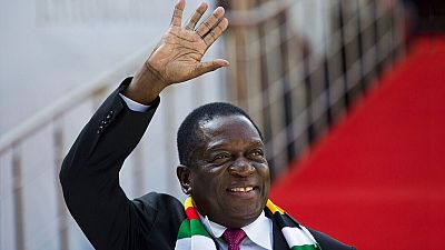 Zimbabwe president starts 3-week holiday in-country, VPs in charge