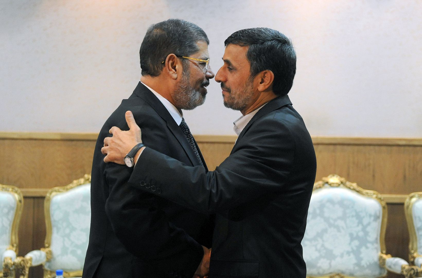 محمد مرسي مع رئيس إيران السابق محمود أحمدي نجاد - 2012