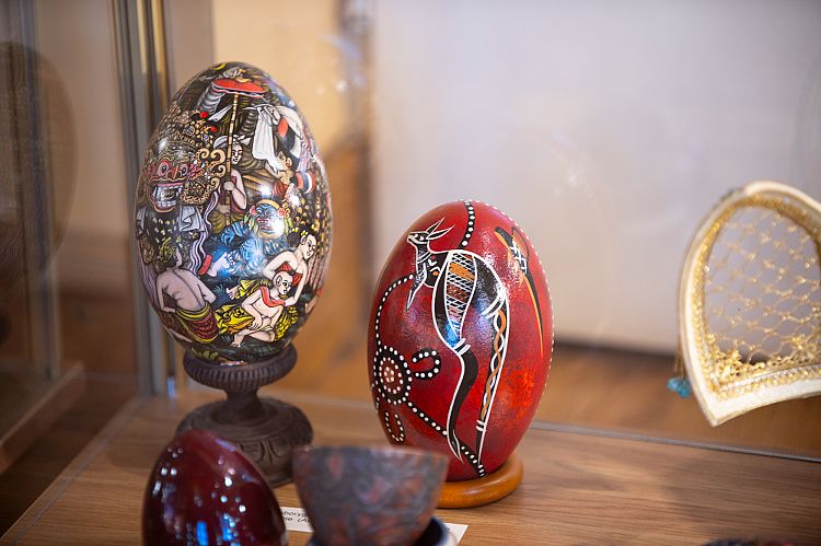 De la Antártida a Kenia: Así es el museo de huevos de Pascua de Polonia