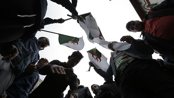 طلاب خلال مظاهرة في الجزائر طلاب خلال مظاهرة في الجزائر