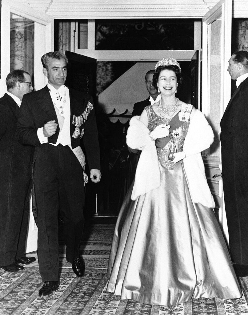 ملکه بریتانیا و شاه ایران در لندن (سال 1959)