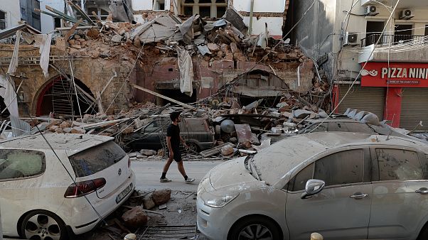 I residenti di Beirut ci aprono le loro case sventrate dall'esplosione - Foto - I residenti di Beirut ci aprono le loro case sventrate dall'esplosione - Foto -