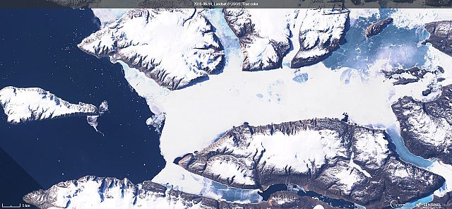 Inglefield Gulf in 2016