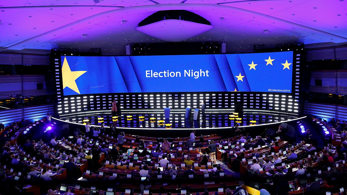 النتائج الأولية للانتخابات البرلمانية الأوروبية.. "الشعب الأوروبي" يحافظ على صدارته