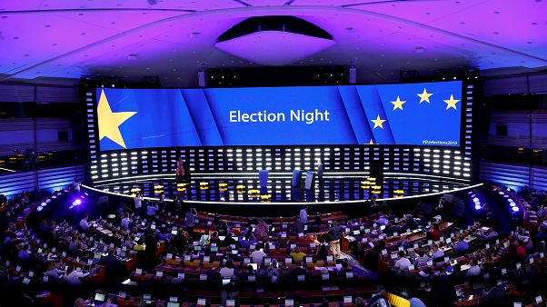 Europawahl: Schlappe für Volksparteien - grüne Welle rollt Europawahl: Schlappe für Volksparteien - grüne Welle rollt