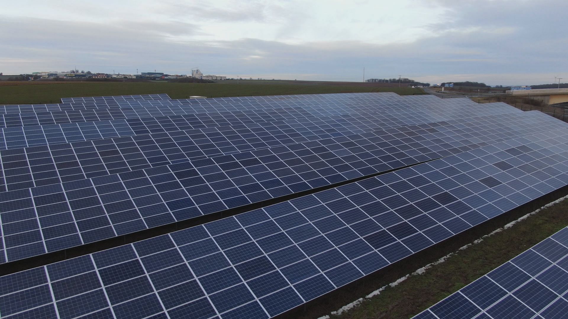 Green economy: powering up hydrogen