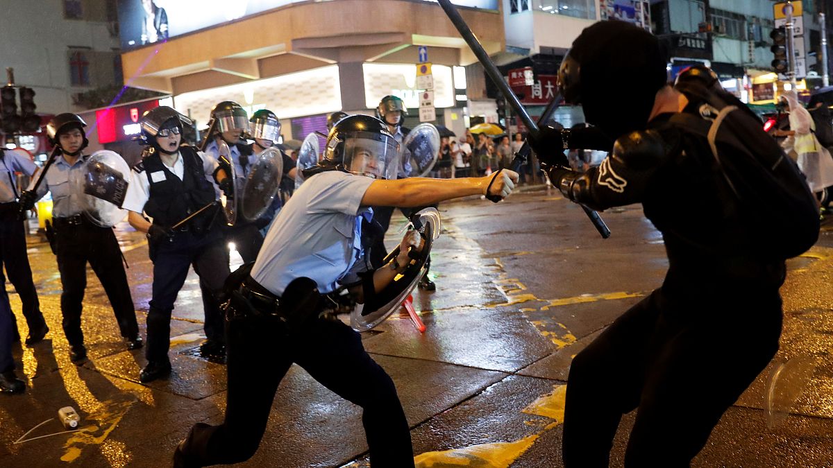 Erneut Ausschreitungen und Gewalt bei Demonstrationen in Hongkong - die beeindruckendsten Bilder