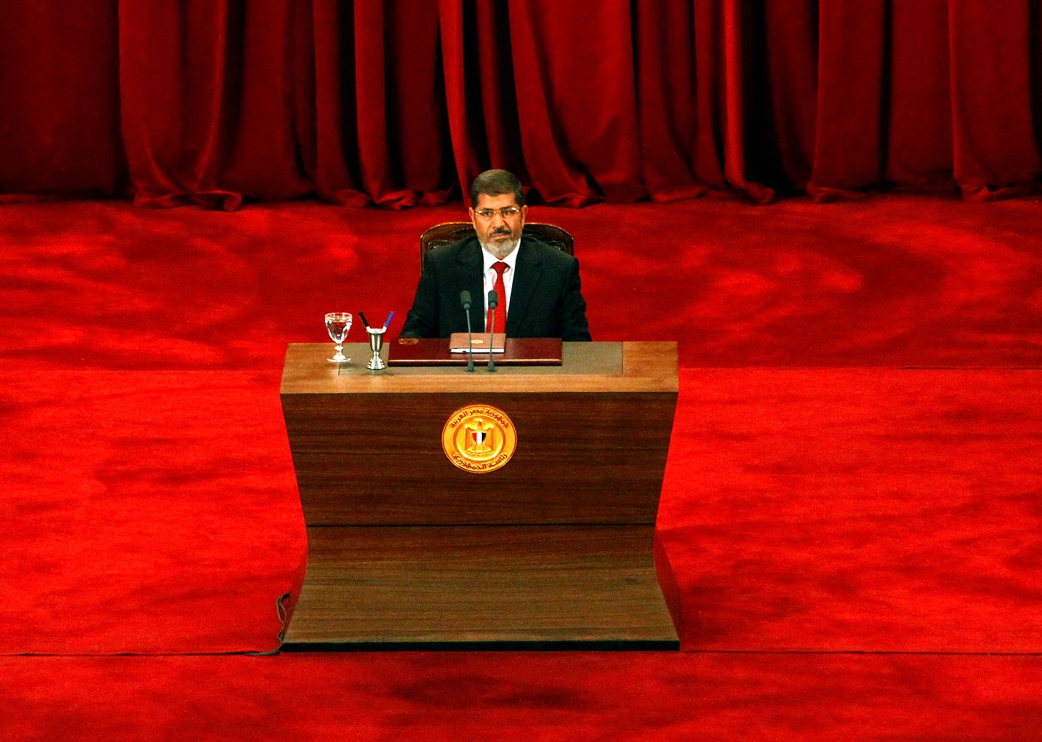 محمد مرسي يلقي خطابا في جامعة القاهرة - 2012