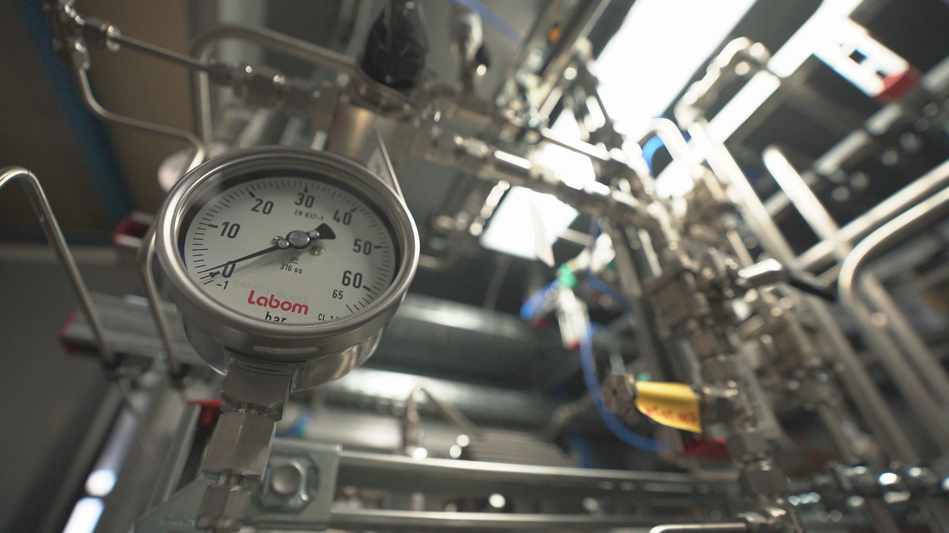 Green economy: powering up hydrogen