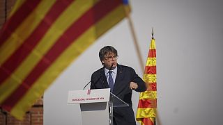 Puigdemont visszatér Belgiumba, hogy elkerülje a spanyol bíróságot