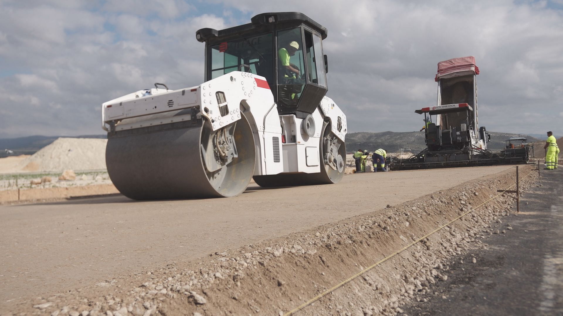 The road to sustainability: the superhighway built from paper waste instead of cement