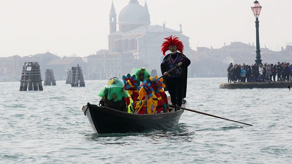 Nach 2 Toten und 129 Infizierten: Venedig sagt Karneval ab Nach 2 Toten und 129 Infizierten: Venedig sagt Karneval ab