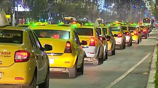 Румынские таксисты бастуют