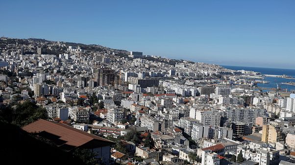 إنتهت الانتخابات فجاءت الزيادات.. البرلمان الجزائري يرفع أسعار الوقود ويفرض ضرائب جديدة إنتهت الانتخابات فجاءت الزيادات.. البرلمان الجزائري يرفع أسعار الوقود ويفرض ضرائب جديدة