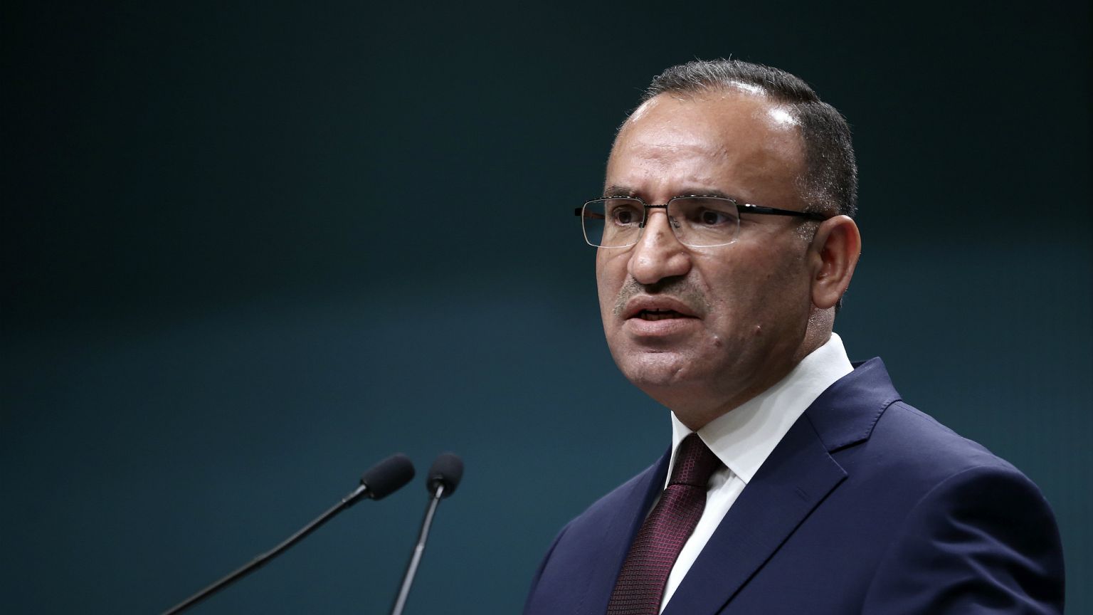 Bozdağ: Zarrab davasının düşürülmesi gerek