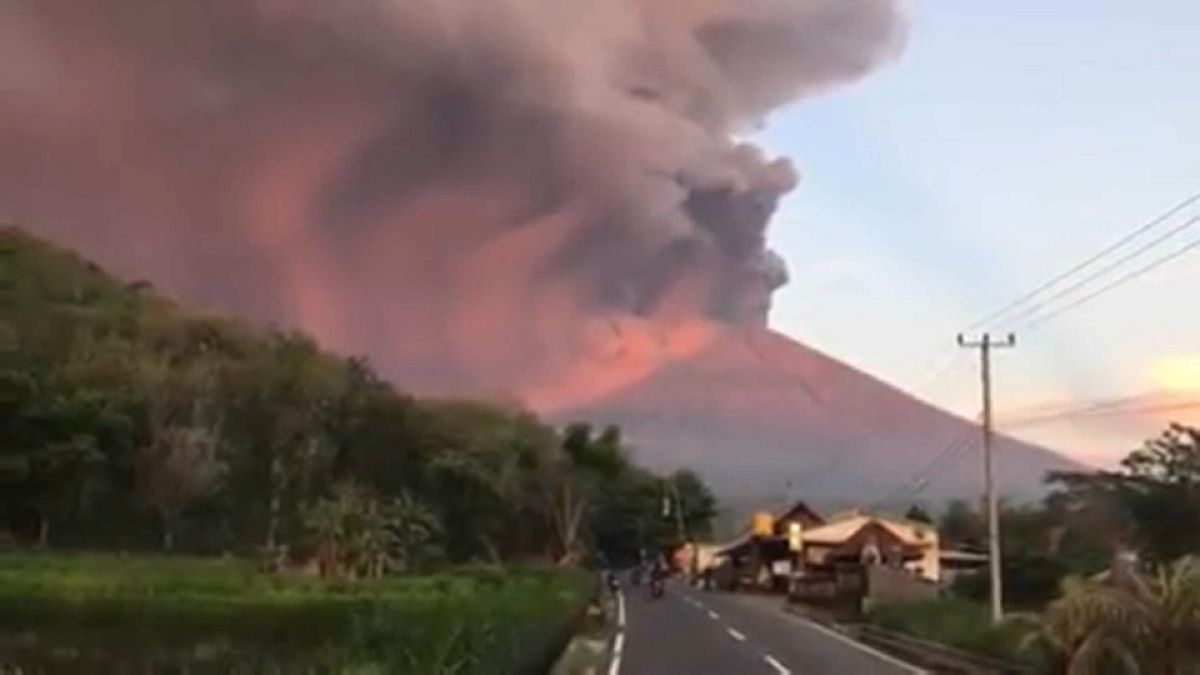 Vulcão Agung coloca Bali em alerta máximo