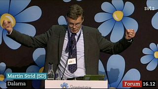 سیاستمدار سوئدی که مسلمانان را «انسان‌های ناکامل» خوانده بود استعفا کرد