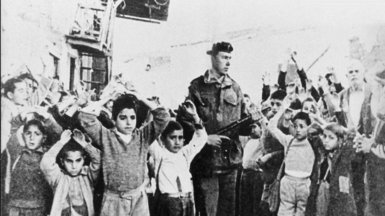 Κύπρος: Αγωνιστές της ΕΟΚΑ ζητούν αποζημιώσεις από τη Βρετανία για βασανιστήρια