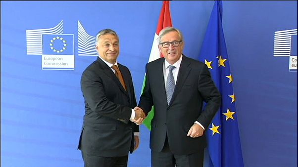 Exklusiv: 4 europäische "Elder Statesmen" fordern Einfrieren von EU-Geldern für Ungarn Exklusiv: 4 europäische "Elder Statesmen" fordern Einfrieren von EU-Geldern für Ungarn
