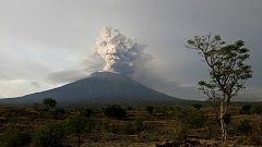 Watch: Timelapse video of Bali’s erupting volcano