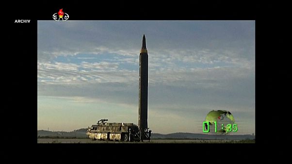 Nordkorea startet wieder eine ballistische Rakete Nordkorea startet wieder eine ballistische Rakete