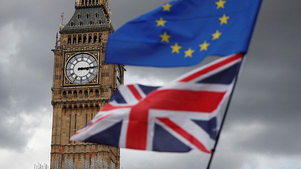 Britain ‘agrees to pay’ EU’s Brexit divorce bill Britain ‘agrees to pay’ EU’s Brexit divorce bill