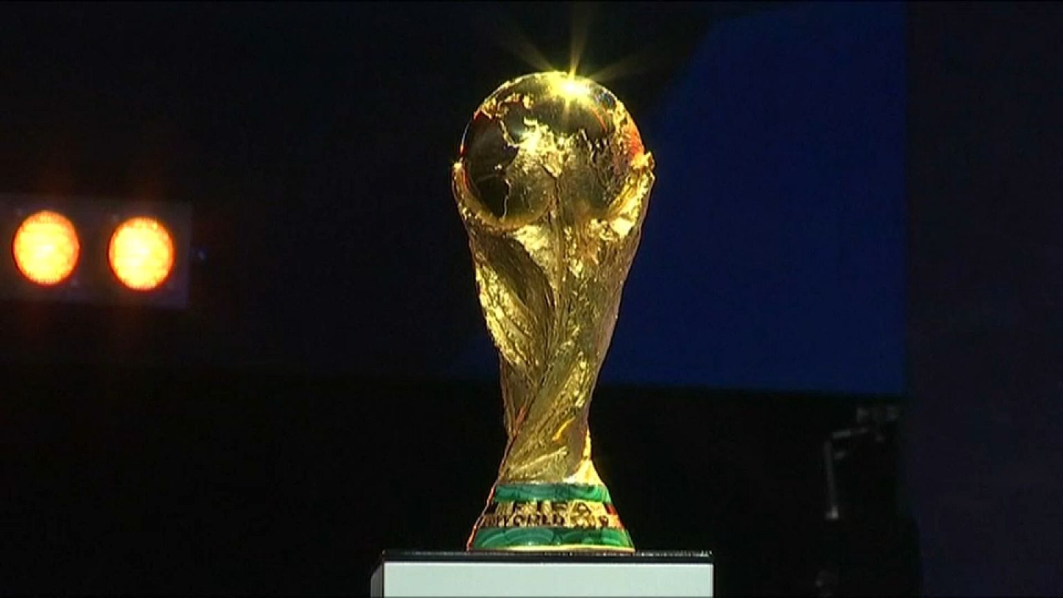 Le Mondial de foot à l'heure du tirage au sort