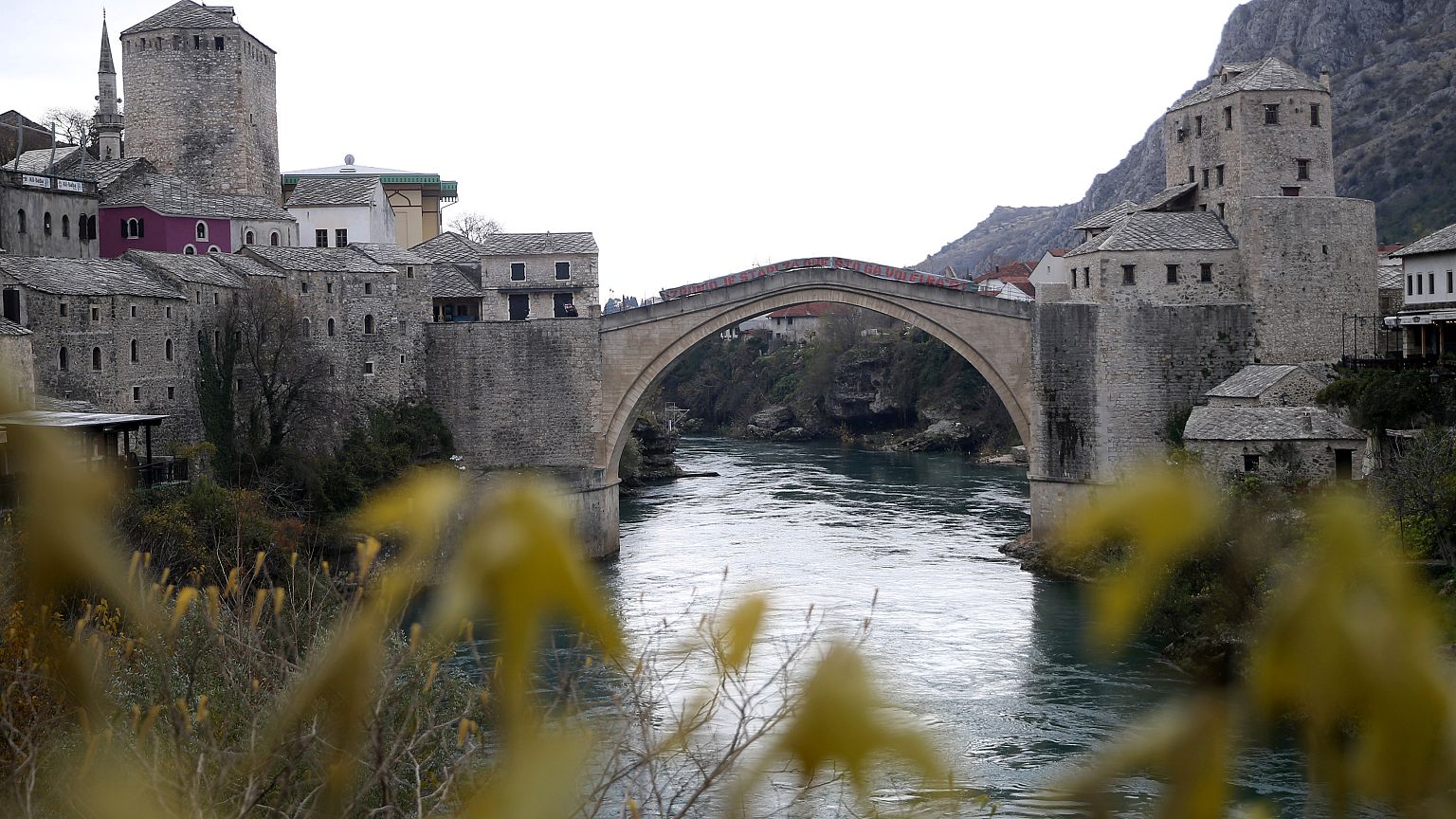 Reaktionen aus Mostar auf das Urteil des UN-Kriegsverbrechertribunals.