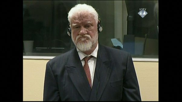 Slobodan Praljak avant son suicide présumé Slobodan Praljak avant son suicide présumé