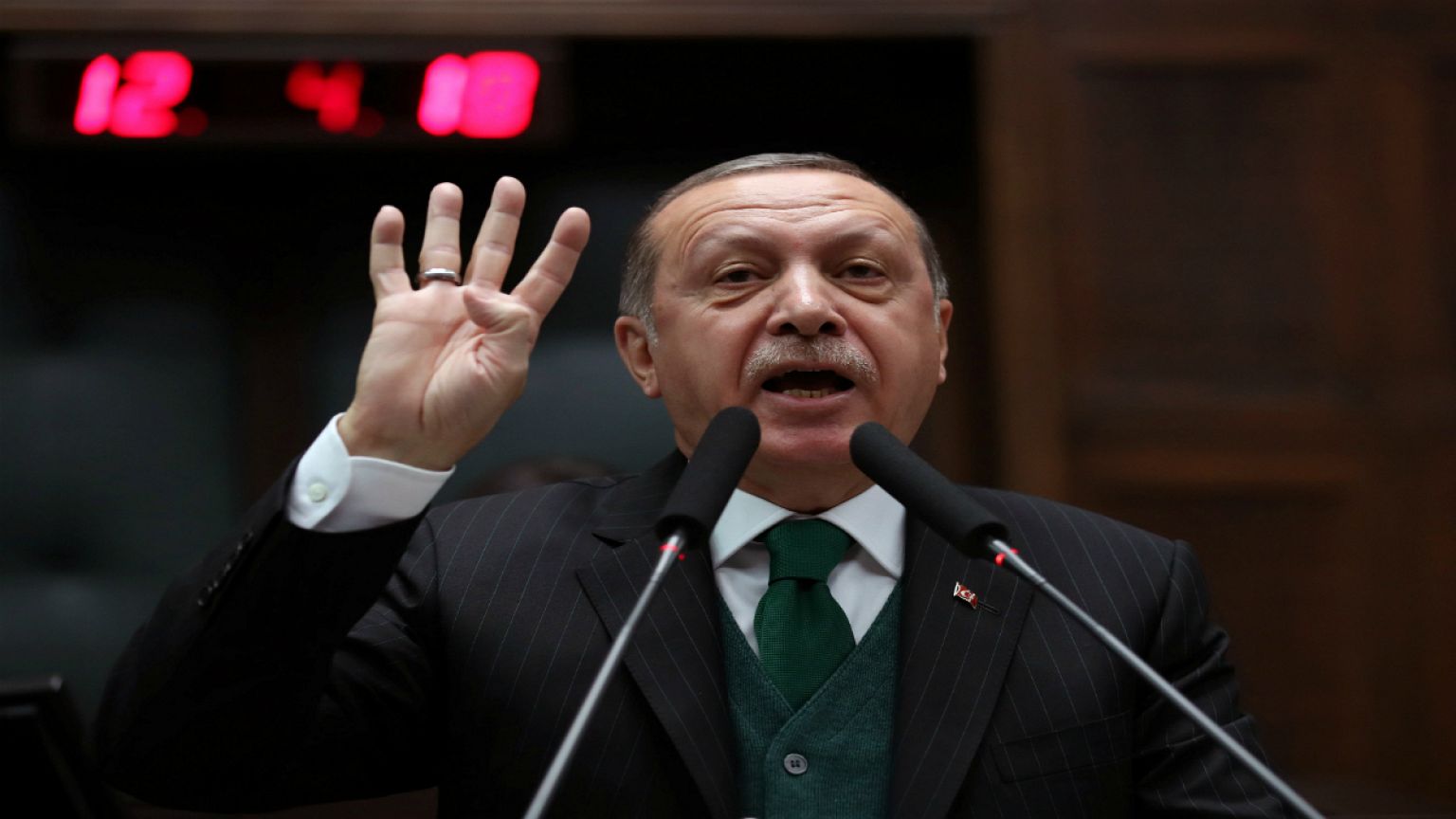 هل تورط أردوغان بغسيل أموال إيرانية؟