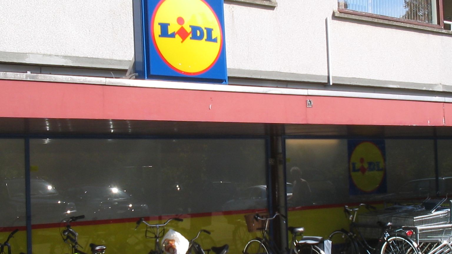 Lidl-Rückruf: Metallsplitter auf der Hähnchenbrust