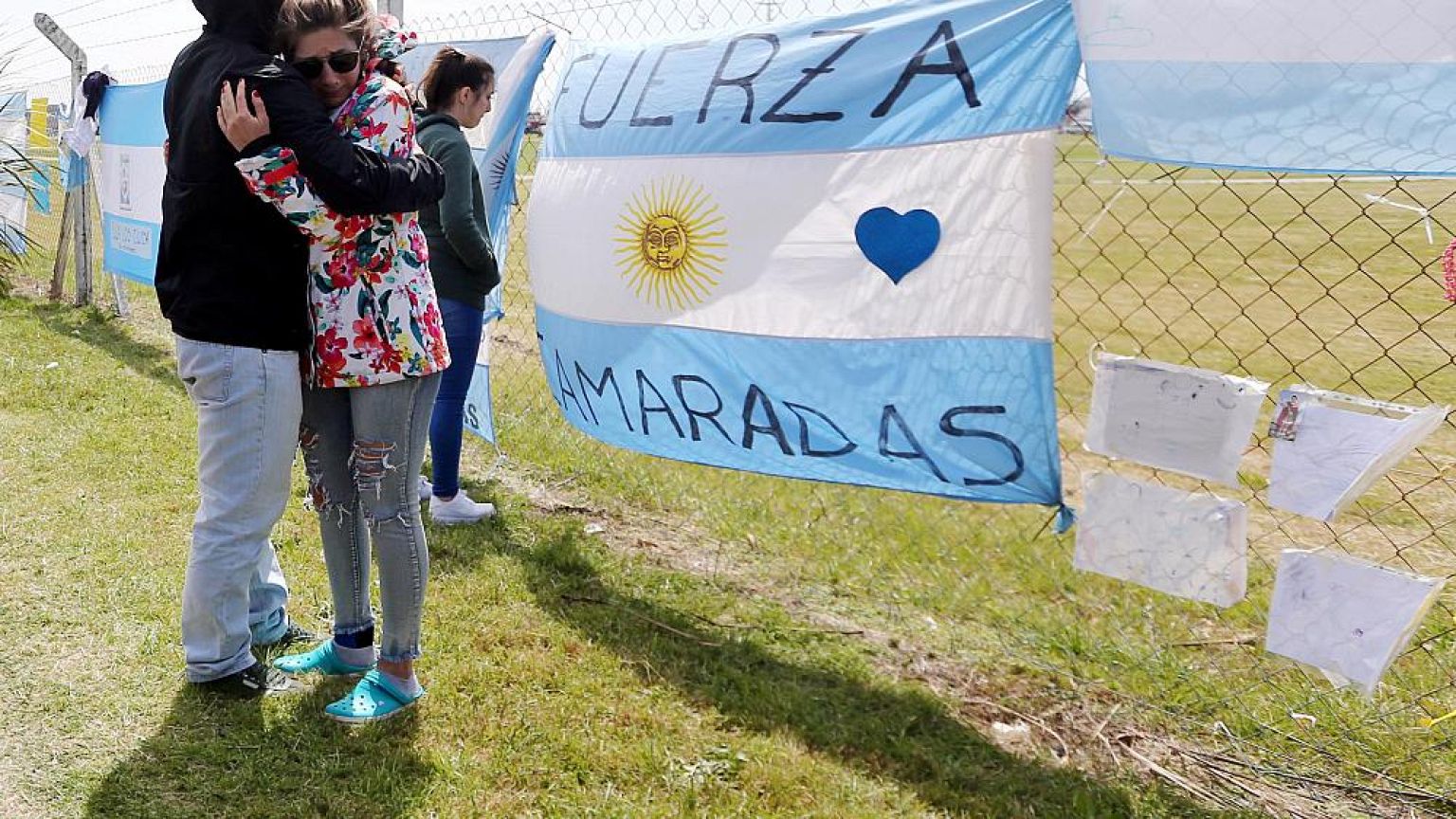 Argentina calls off rescue mission for missing submarine
