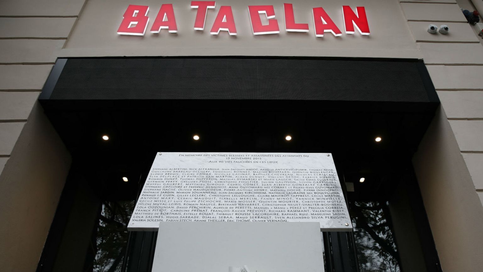Plaque commémoration attentat Bataclan