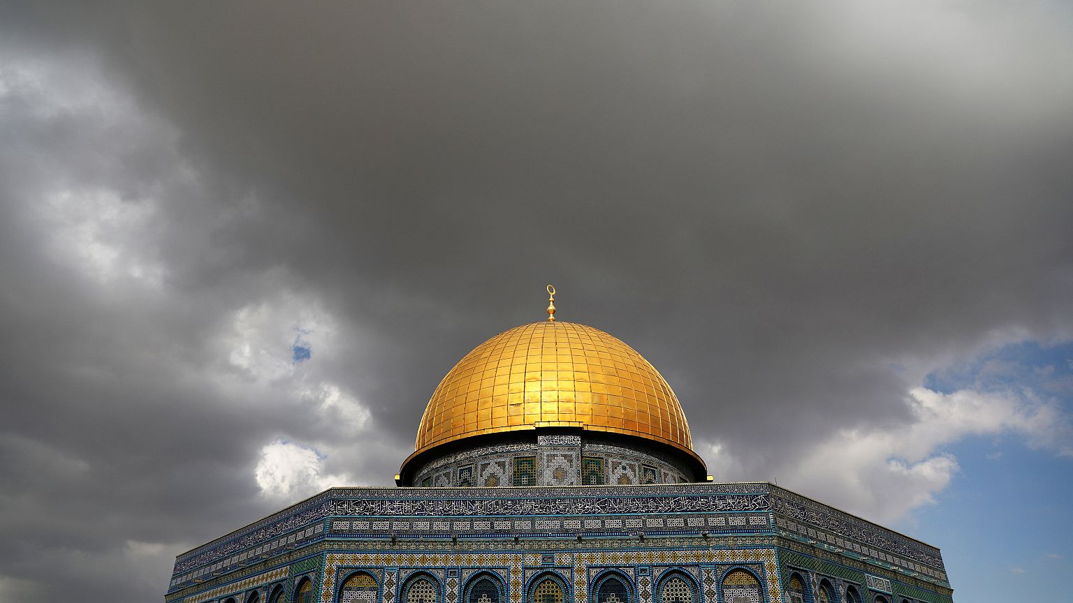 نقل السفارة الأميركية إلى القدس ومأزق ترامب