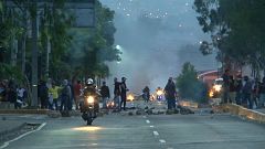 Violencia en Honduras entre denuncias de fraude en las presidenciales