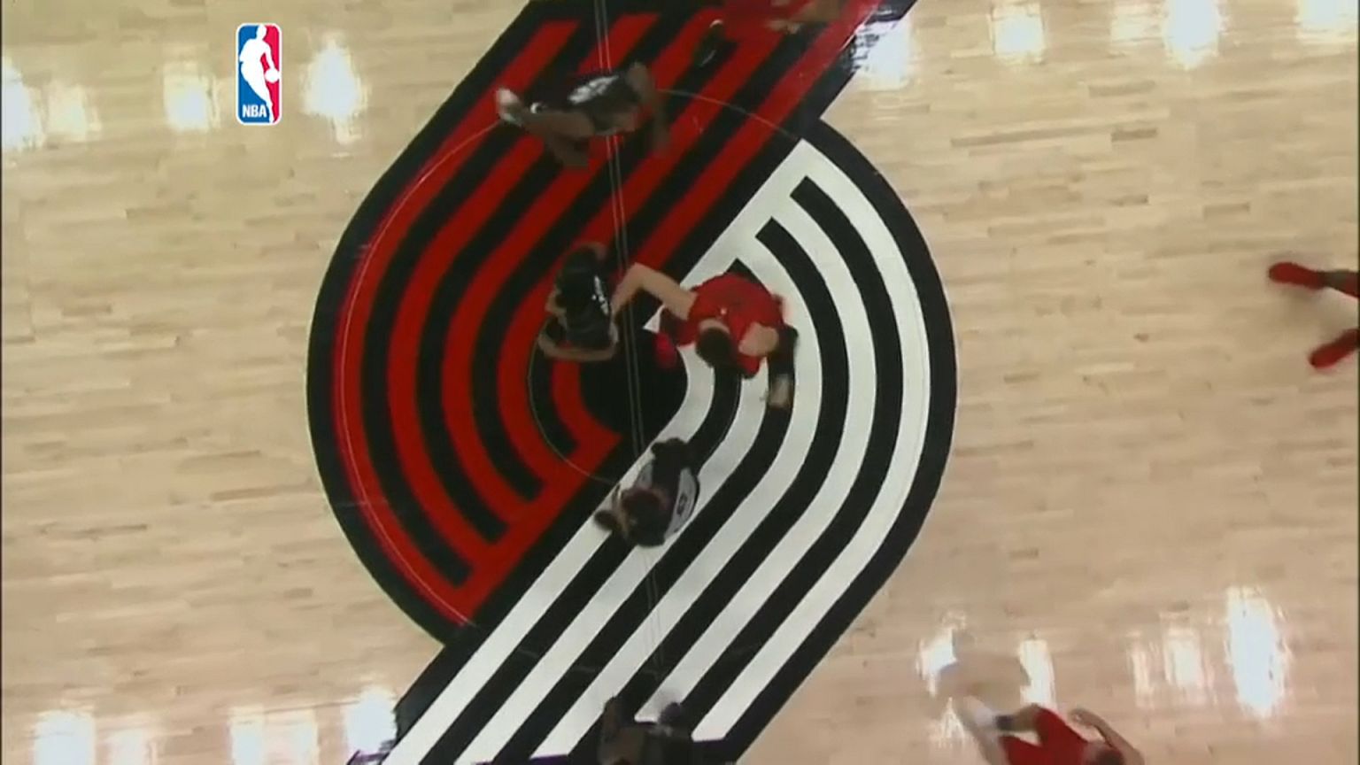 Milwaukee Bucks humble Portland Trail Blazers