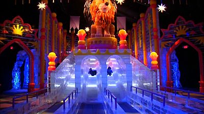 Un parc d'attraction en glace le temps des fêtes de fin d'année