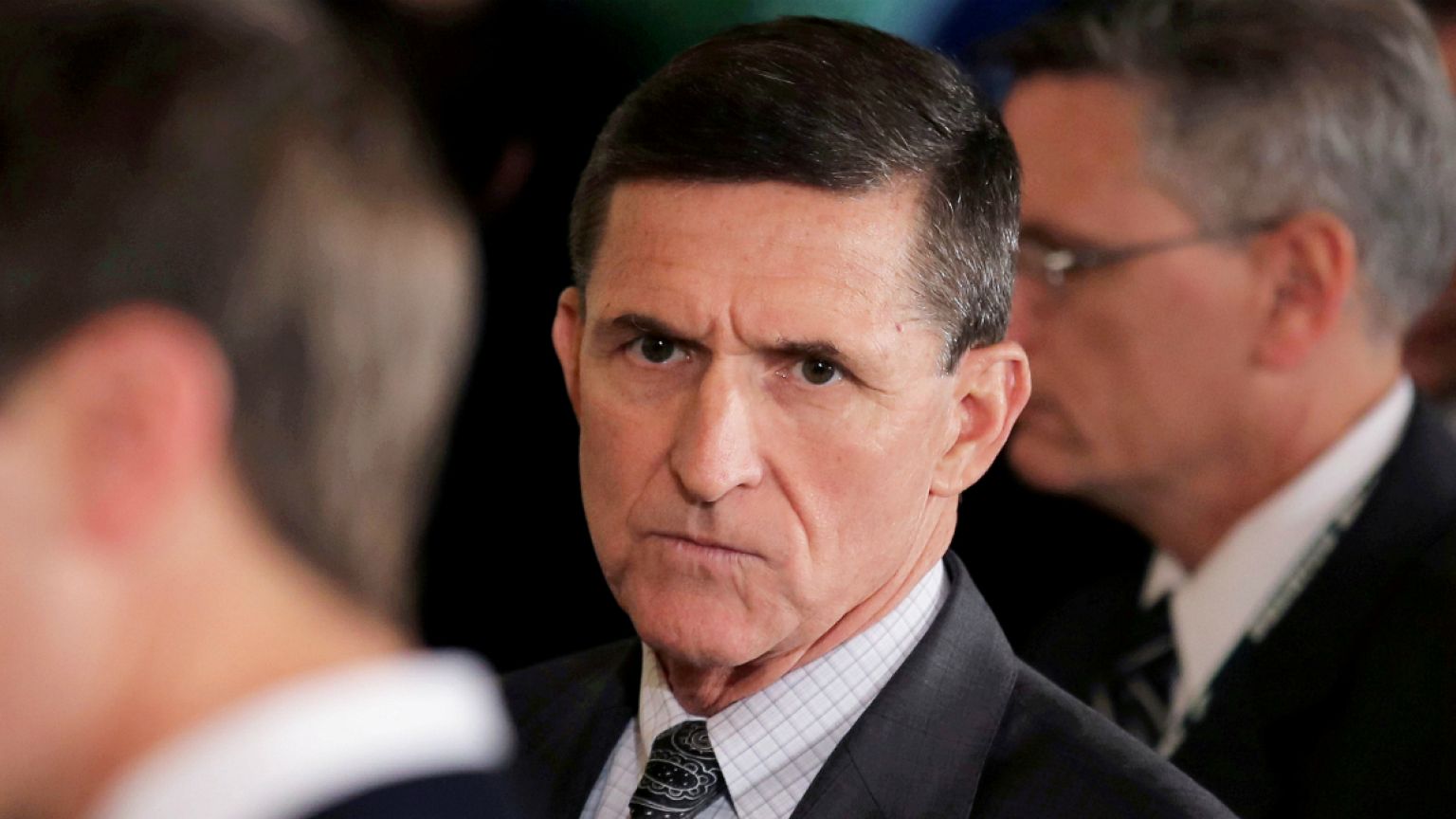 Michael Flynn confessa ter mentido ao FBI