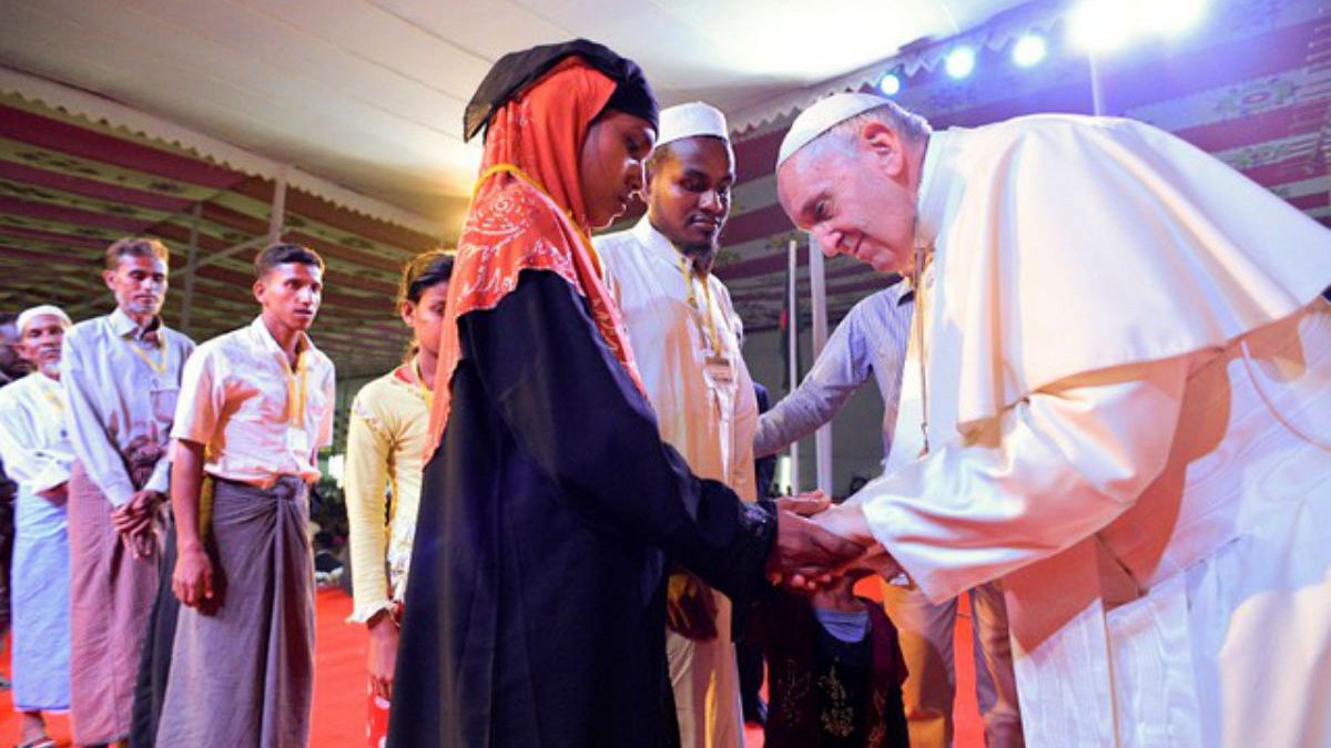 Συνάντηση Πάπα Φραγκίσκου με πρόσφυγες Ροχίνγκια στο Μπαγκλαντές 