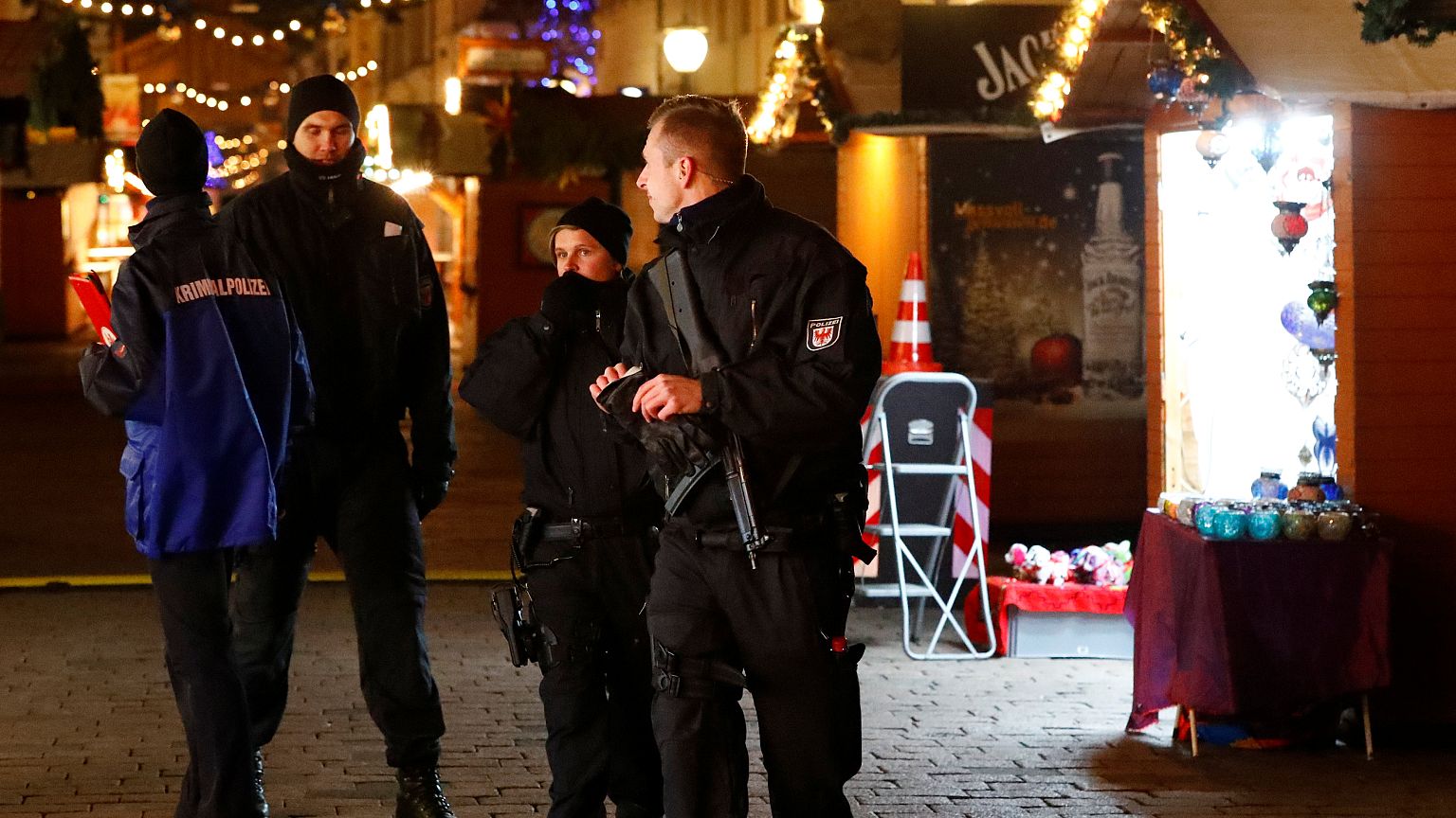 Robbanóanyagot találtak egy gyanús csomagban Potsdamban
